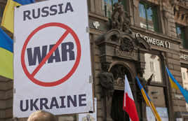 Anti-Ukraine war placard