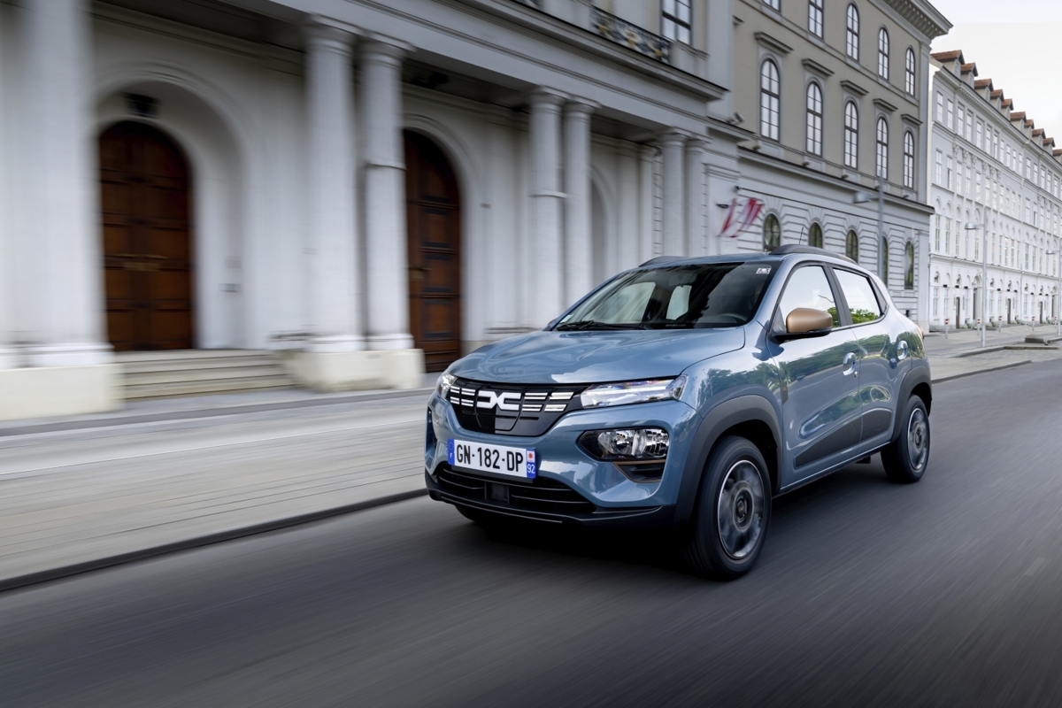 Dacia's value-focussed Spring electric SUV to launch in UK in 2024