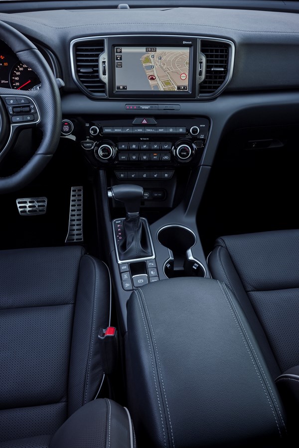 the-all-new-kiasportage-interior2016