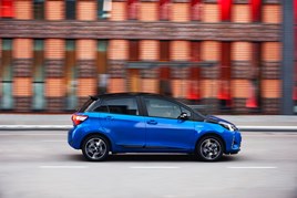 Blue Toyota Yaris Hybrid on low emission test drive