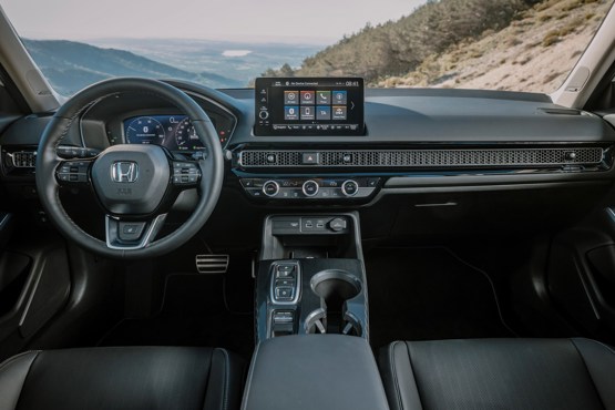 Inside the new Honda Civic e:HEV hybrid