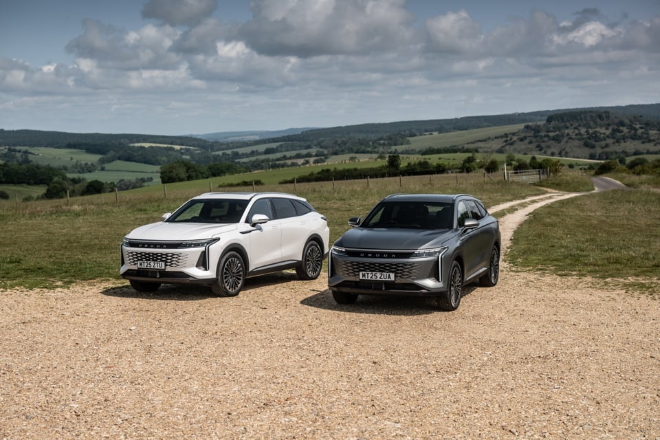 the new plug-in hybrid SUV Omoda 9 SHS 