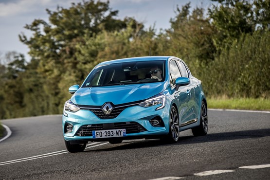 Renault Captur e-Tech Plug-in-Hybrid (2020) Charging Guide