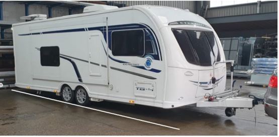 Towing issues: Elizabeth Dea's Bentley Bentayga attached to her caravan