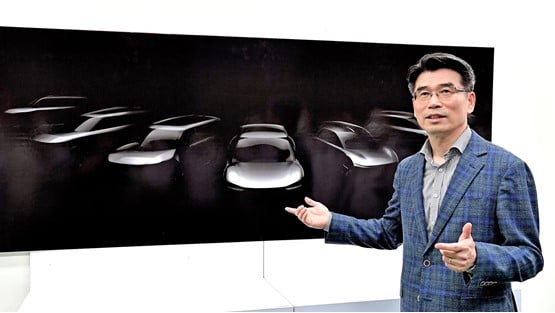 Kia Motor Corporation president and chief executive, Ho Sung Song