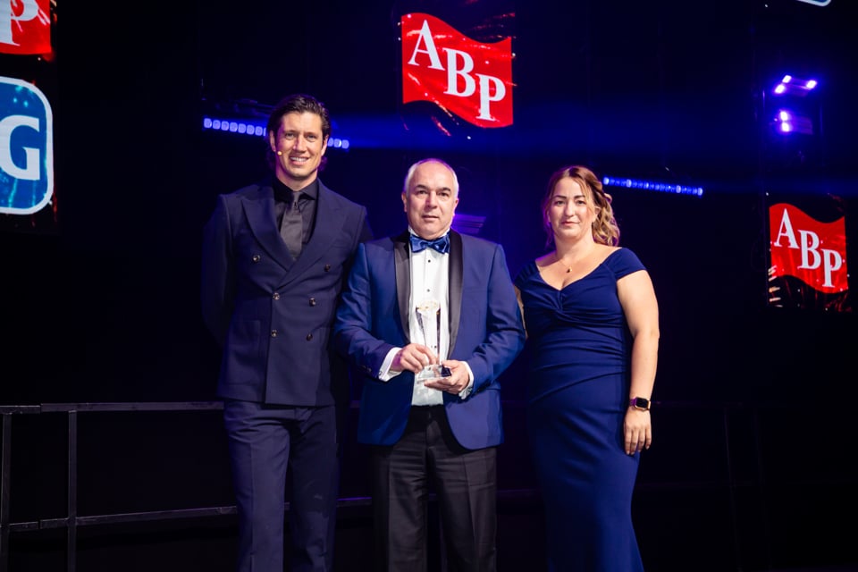 Jason Bond (middle), Bodyshop Director at Drive Motor Retail