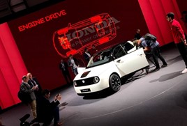 Honda e Prototype unveiled at the Geneva Motor Show 2019
