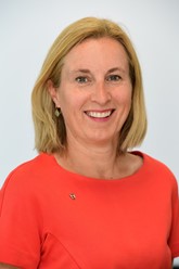 Groupe Renault UK network operations director, Louise O’Sullivan 