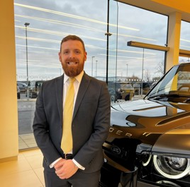 Mike Day, Kundendienstleiter bei Stafford Land Rover