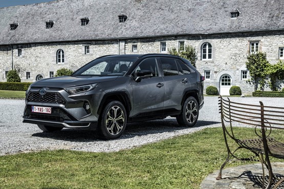 Hybrid rav4 outlet plug in