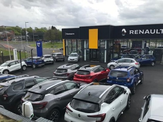 La nuova concessionaria di automobili Renault e Dacia di Stoneacre a Blackburn