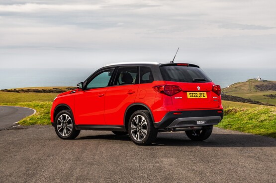 Rear view of the new Suzuki Vitara Hybrid SZ5