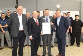 The VPS accreditation was awarded to the Mill Volvo Sunderland dealership by David Baddeley, Volvo Car UK’s customer service director.