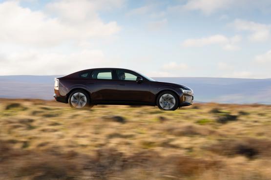 Volvo ES90 driving